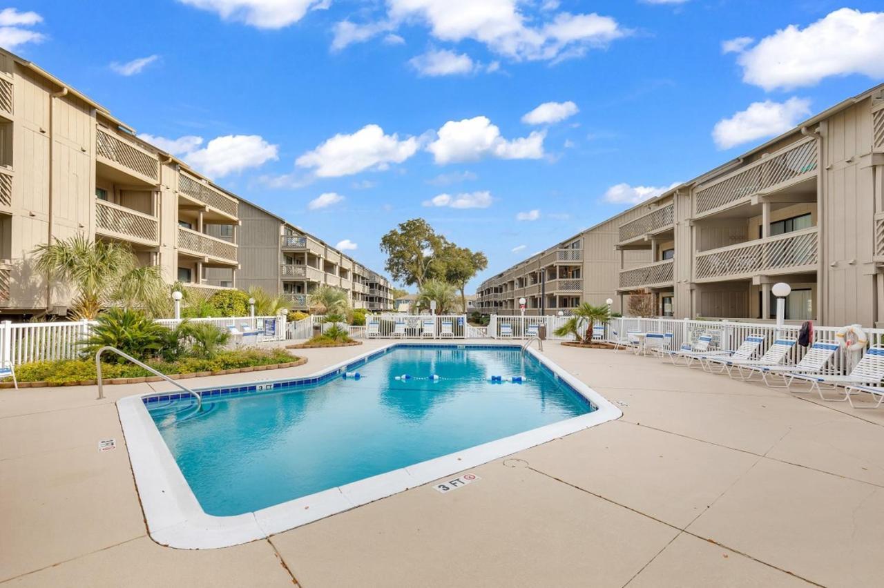 Spacious Modern Condo - 1St Floor - One Block To The Beach Myrtle Beach Bagian luar foto