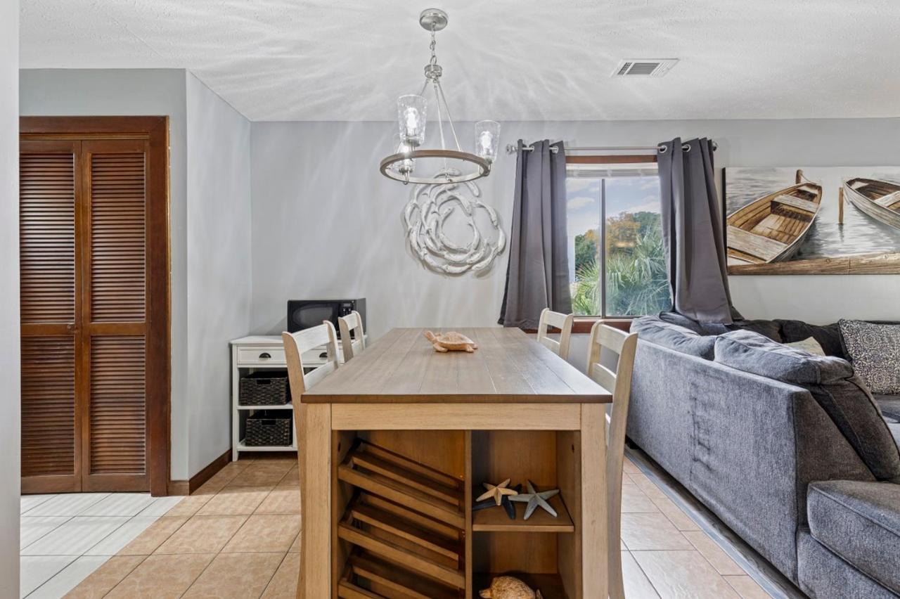 Spacious Modern Condo - 1St Floor - One Block To The Beach Myrtle Beach Bagian luar foto