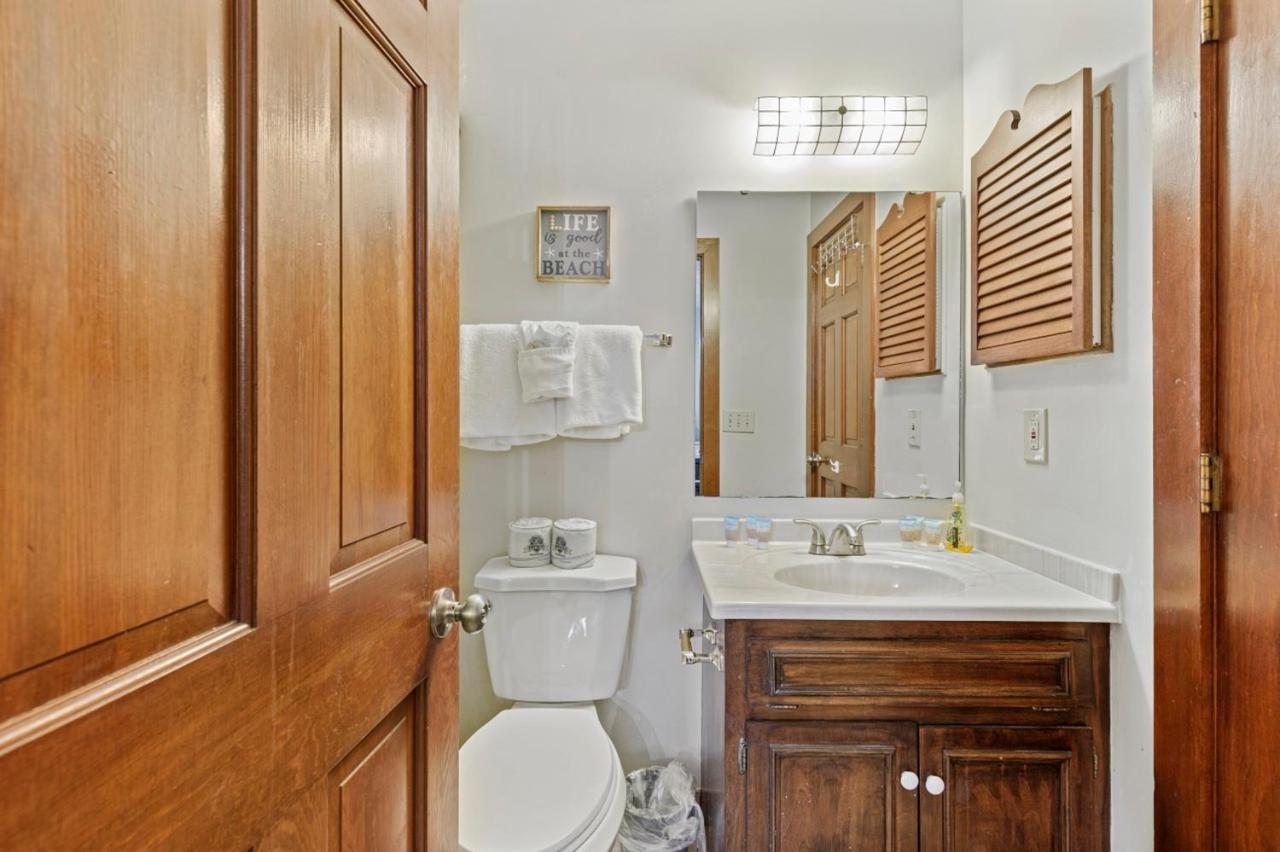 Spacious Modern Condo - 1St Floor - One Block To The Beach Myrtle Beach Bagian luar foto